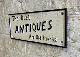 the best antiques plaque